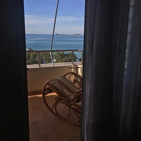 Amphora Apartment